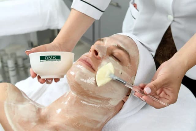 Ензимна терапія DMK - Professional cosmetology treatment